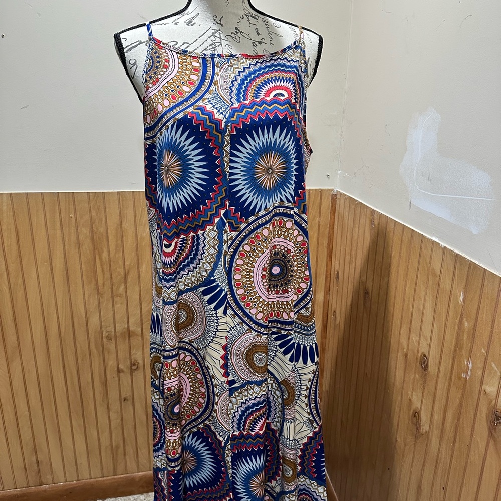 SHEIN Blue and Cream Maxi Dress with Geometric Patterns